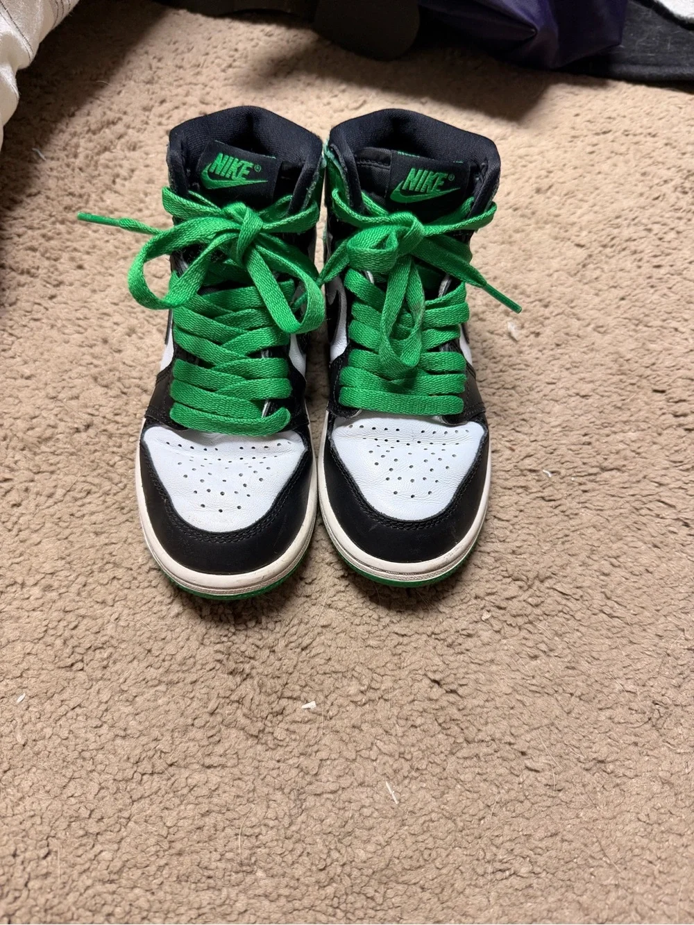 Nike Kids High-Top Sneakers in Black, White & Green